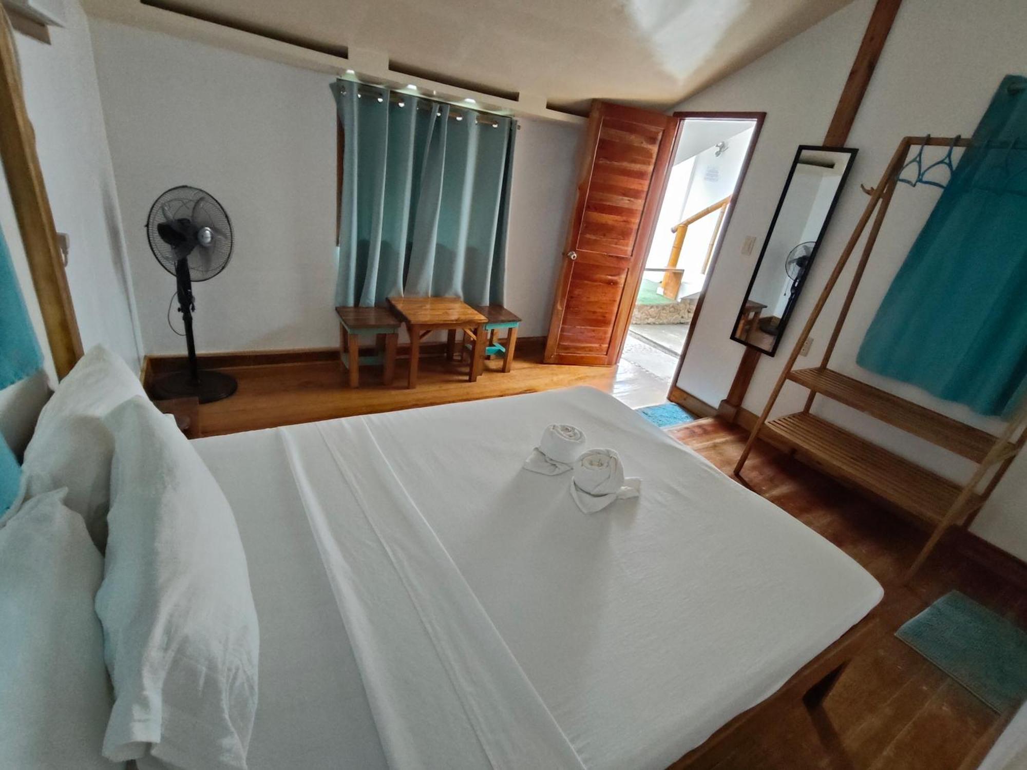 Lunazul Guesthouse Сан Висенте Екстериор снимка